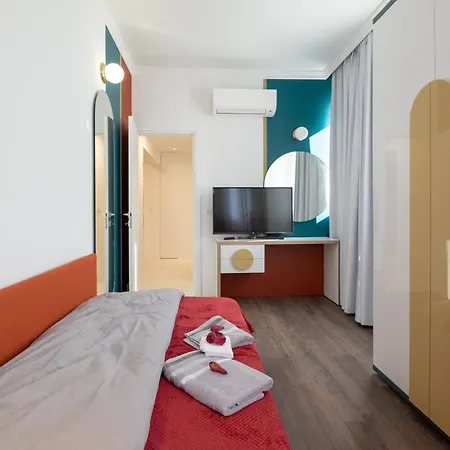 Lux 3bd-2ba On Vitosha Boulevard Sofia