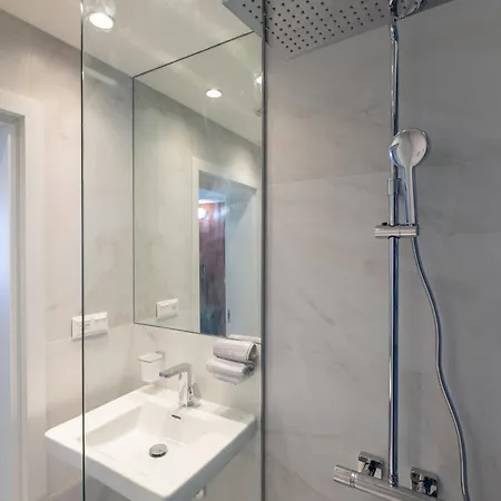 Luxury 3Bd, 2Ba Suite In Sofia Vitosha Blvd By Flat Mаnager شقة صوفيا