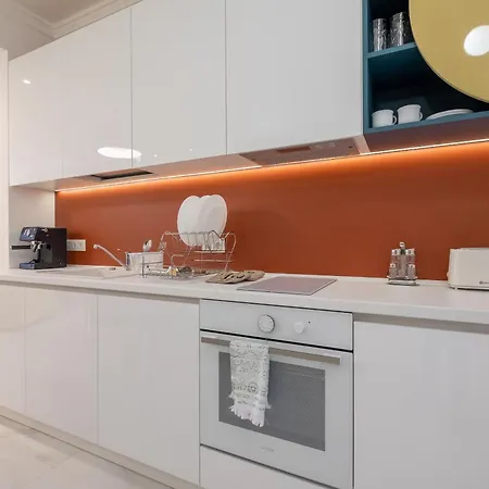 Lux 3bd-2ba On Vitosha Boulevard Apartment *