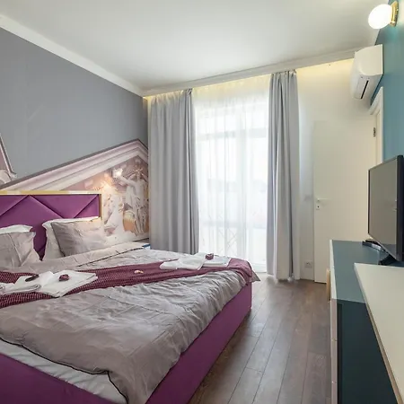 Lux 3bd-2ba On Vitosha Boulevard Apartment Sofia