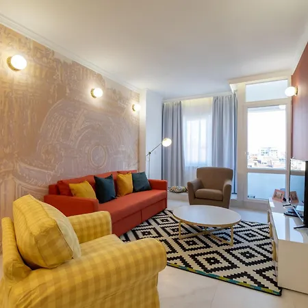 Lux 3bd-2ba On Vitosha Boulevard Apartment